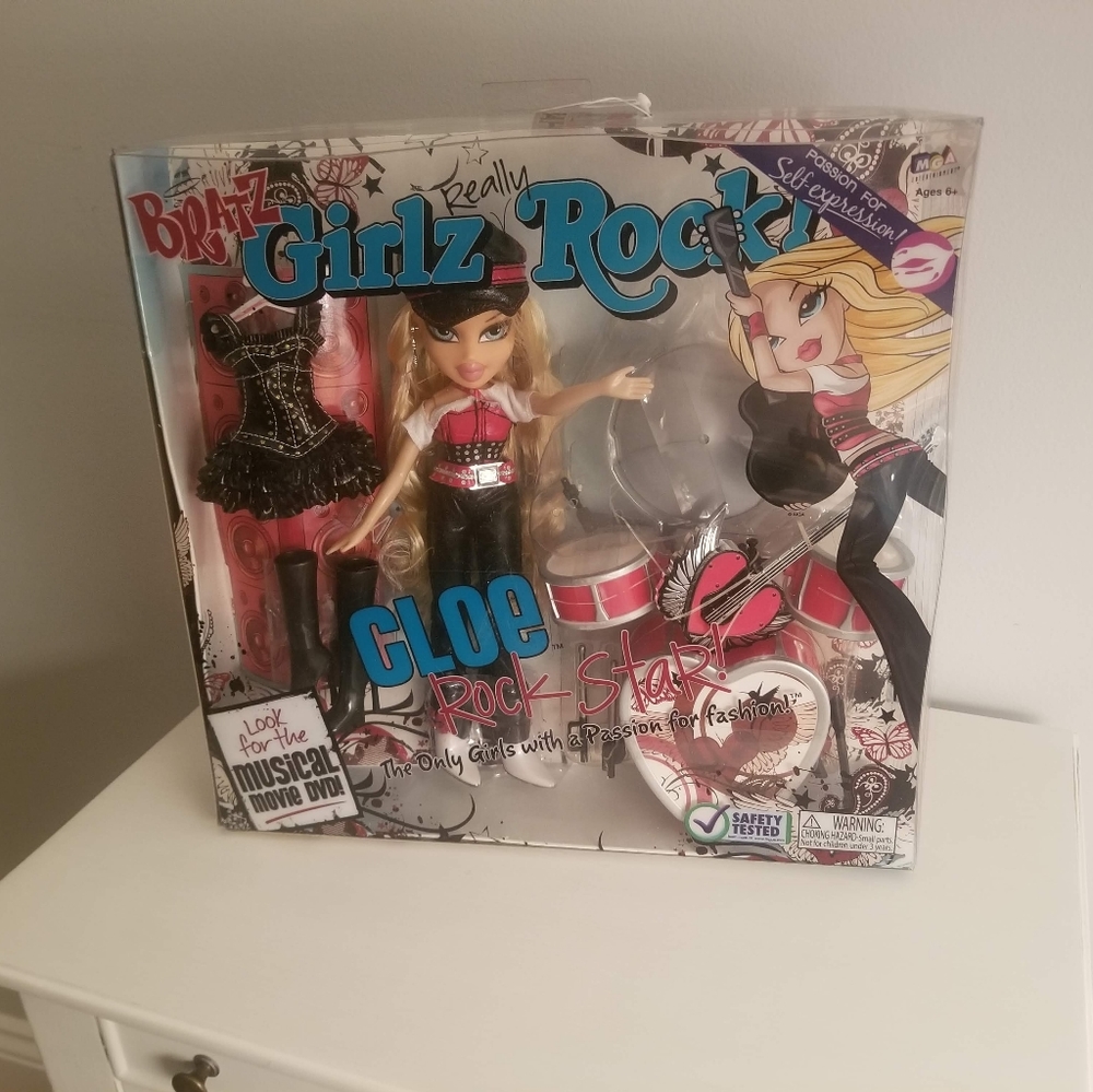 Bratz Girlz Really Rock Doll